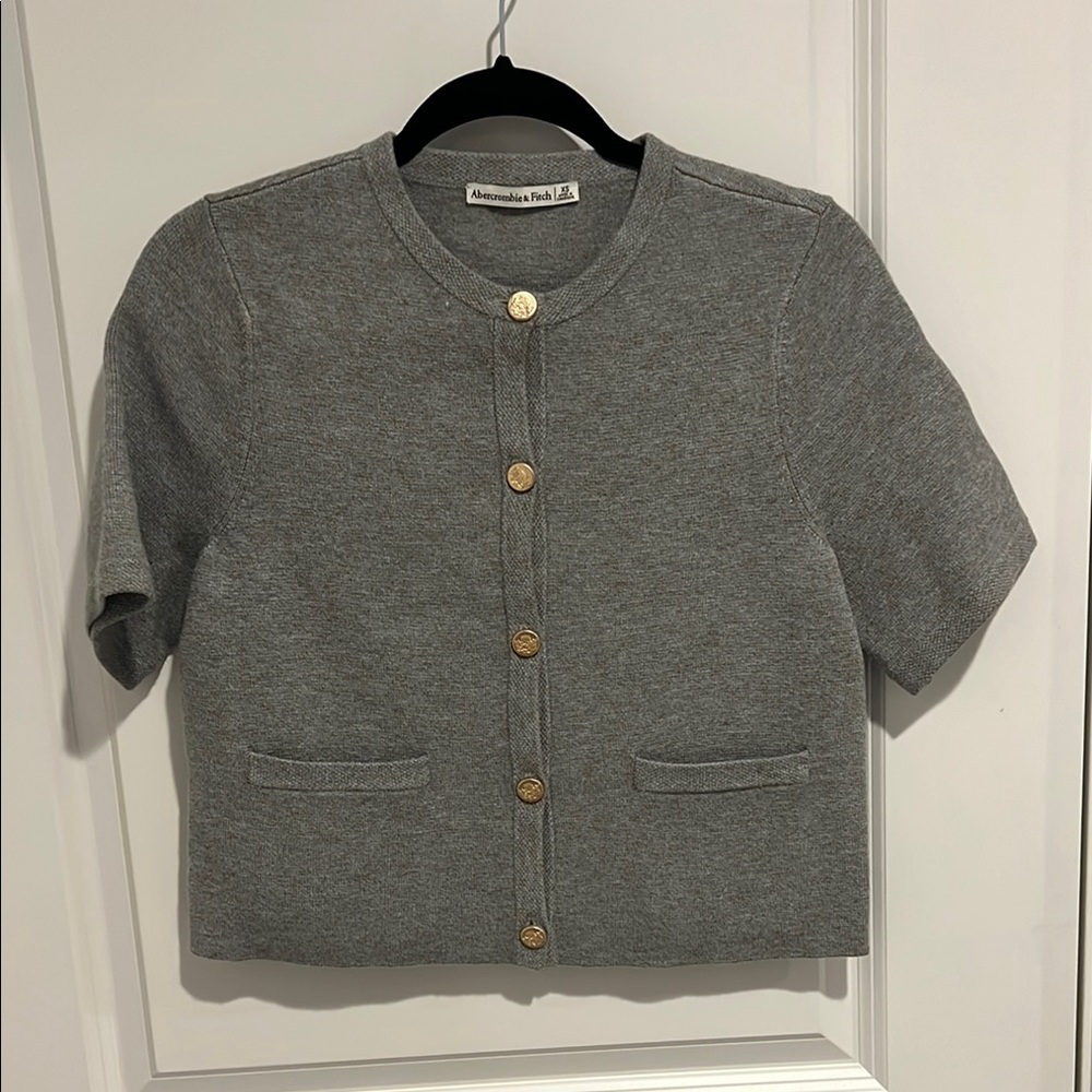 Abercrombie & Fitch Gray Short Sleeve Cardigan